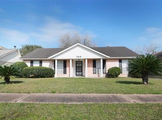 7418 Towerview Ln, Missouri City, TX 77489