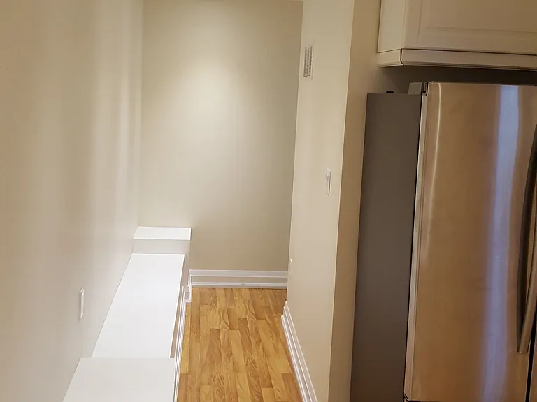 24 Duggan Ave #LOWER — Photo 5