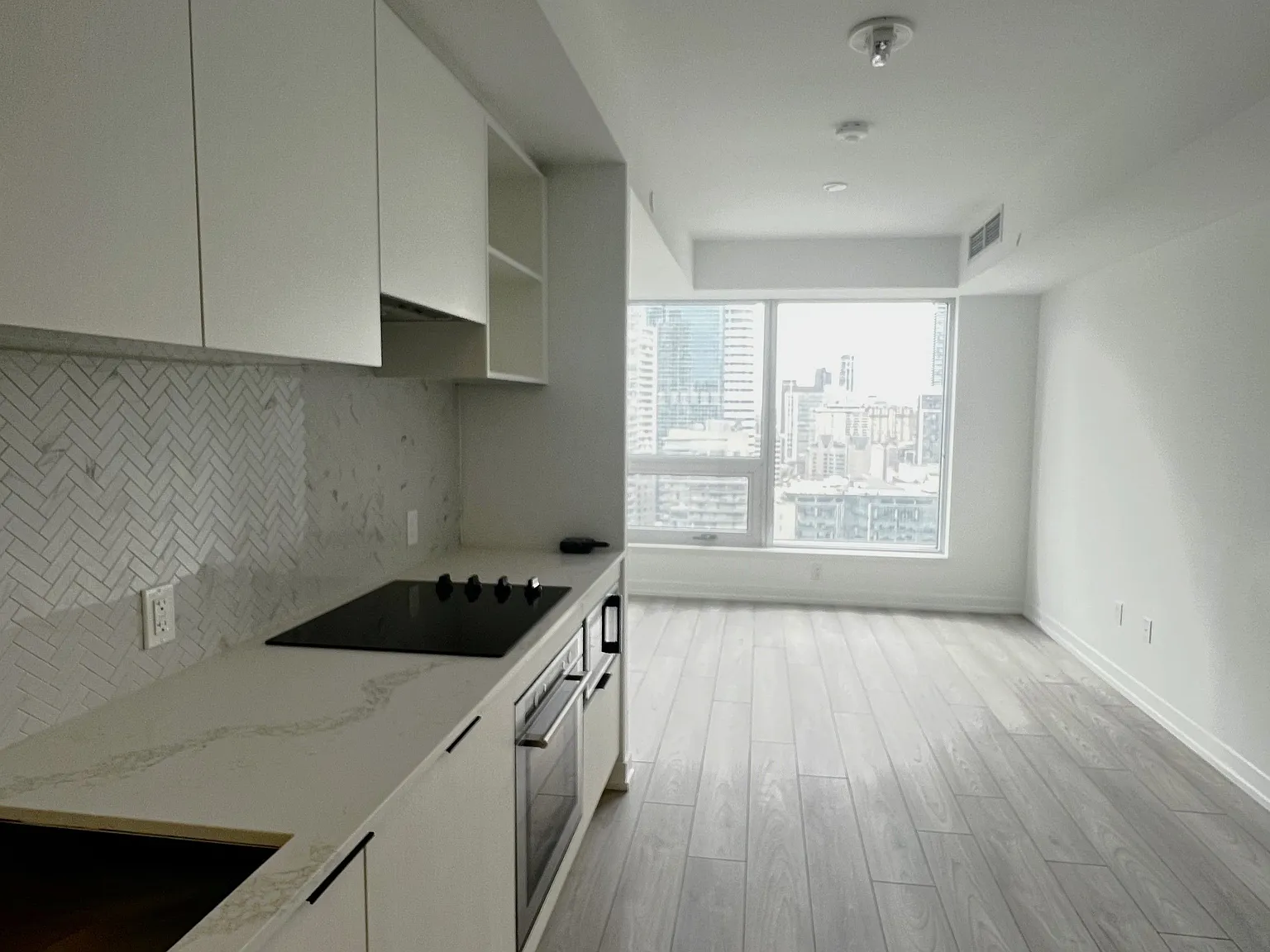 Studio, $1,925 — Photo 2