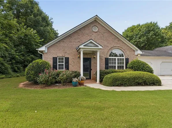 3392 Raes Creek Rd, Marietta, GA 30008