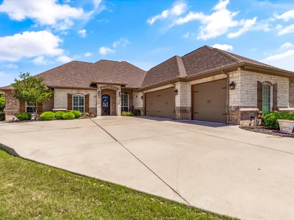 1511 Pebble Bay Ct, Granbury, TX 76048