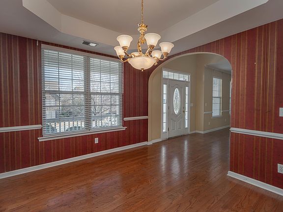 4th image of 117 Millstone Ln