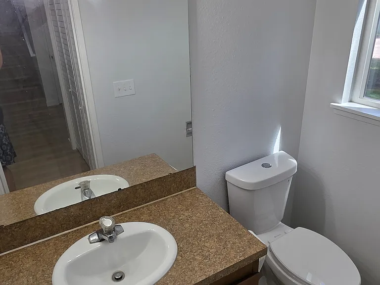 2027 Porta Ct NW — Photo 3