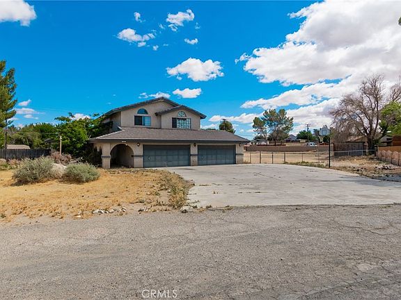 4th image of 15221 Chaparral Ln