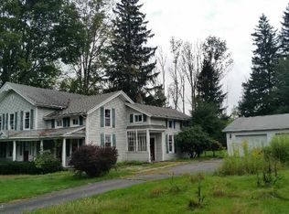 1303 Fairview Rd, Clarks Summit, PA 18411