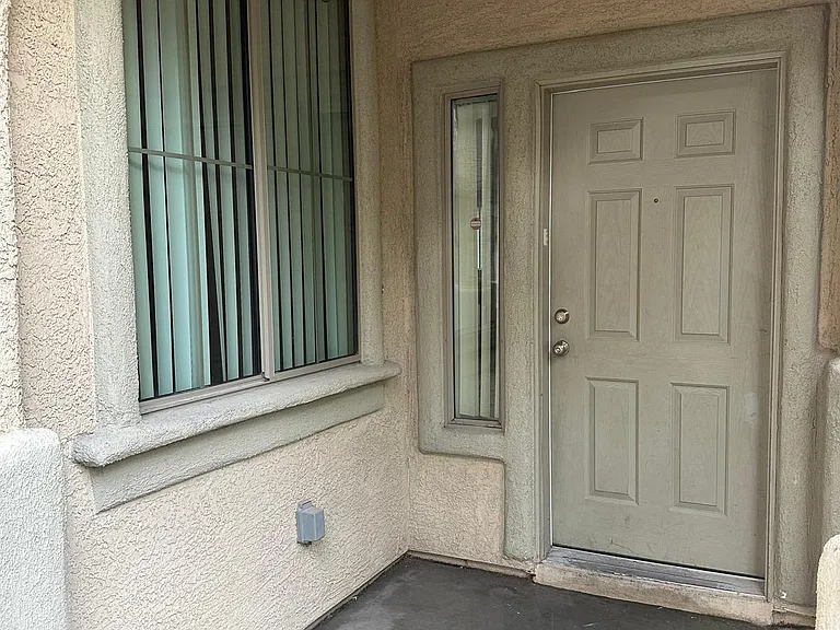 3435 Bella Valencia Ct — Photo 3