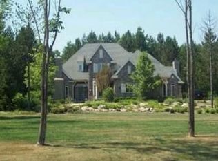 11180 River Rd, Chardon, OH 44024