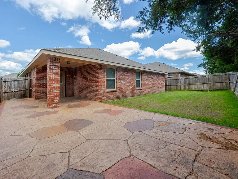 2544 Saldana Dr — Photo 27