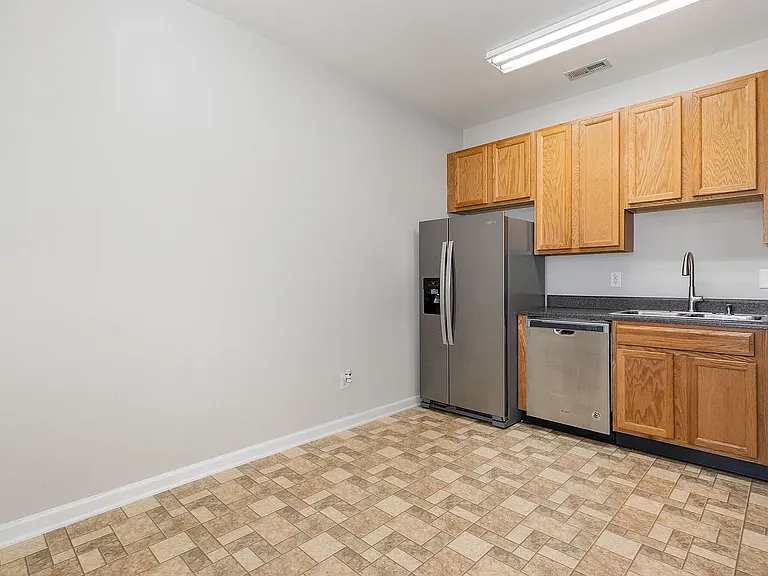 1211 Canyon Rock Ct #103 — Photo 11
