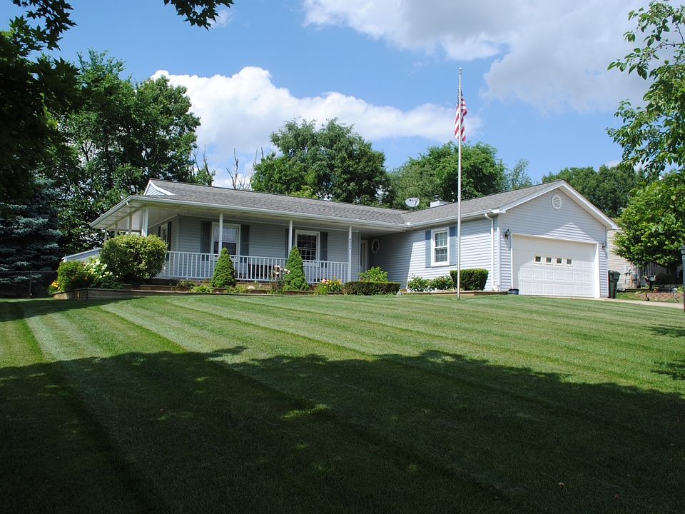 1st image of 60534 Lamplighter Dr