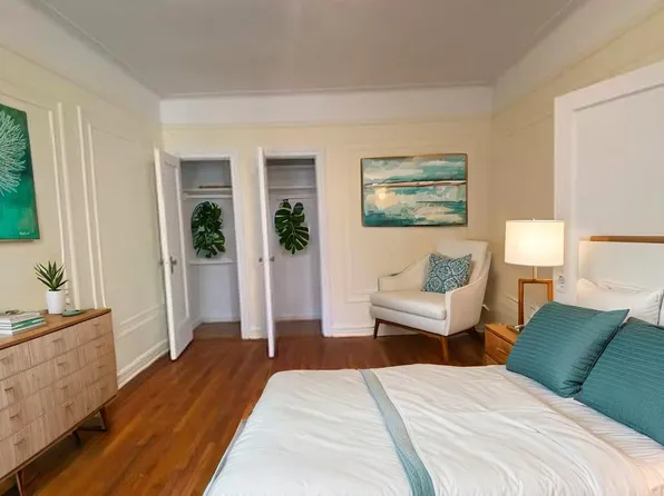 3130 Brighton 6th Street image 2 of 6