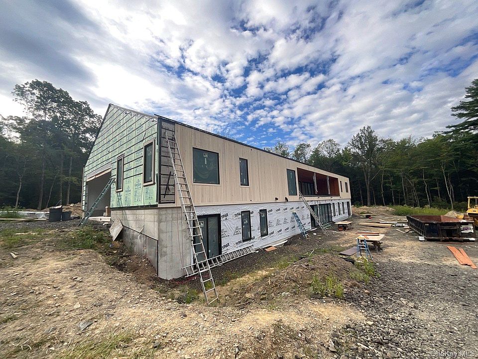 2nd image of 00 Pine Grove Rd