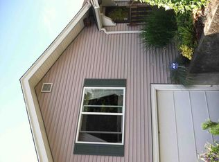 527 NE 84th St, Seattle, WA 98115