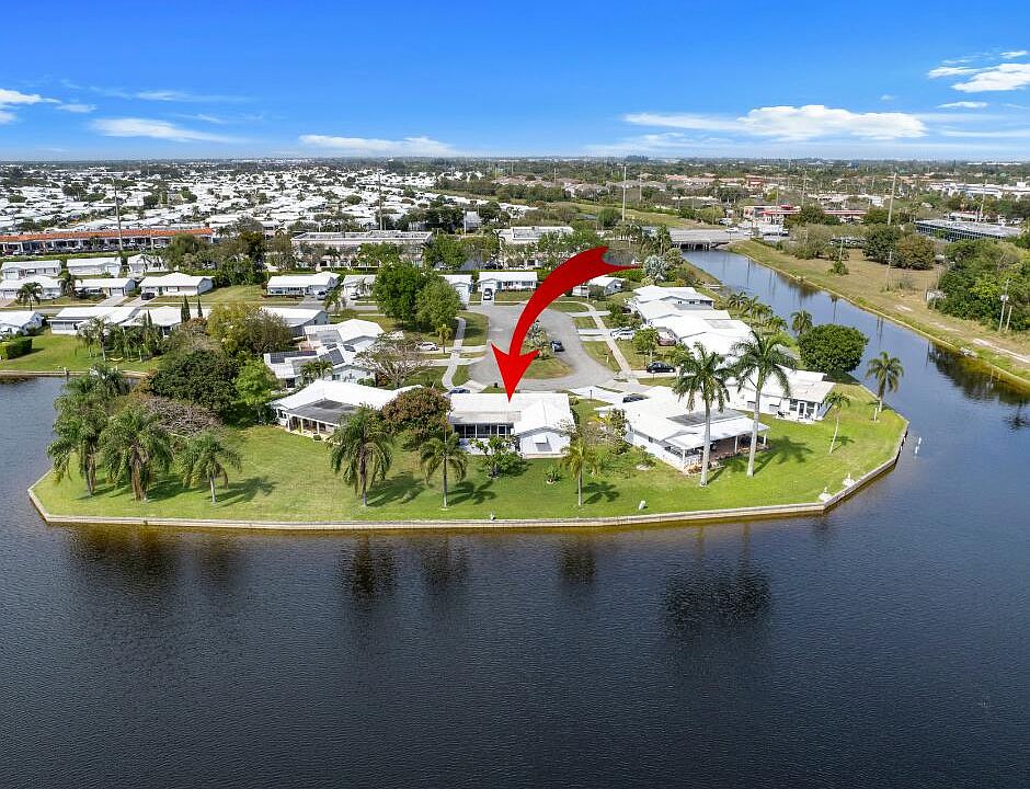 1st image of 1390 SW 17th Avenue