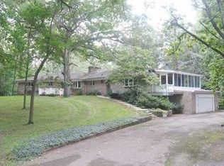 208 S Waverly Rd, Eaton Rapids, MI 48827