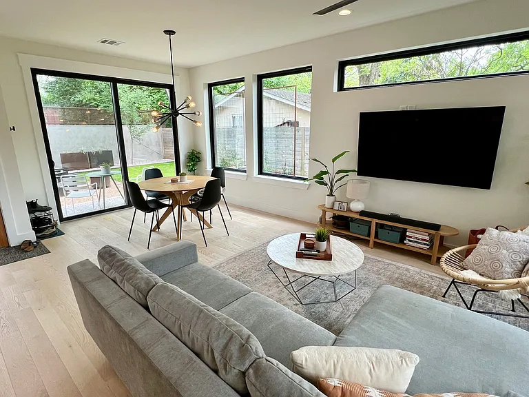 3303 Govalle Ave #2 — Photo 12