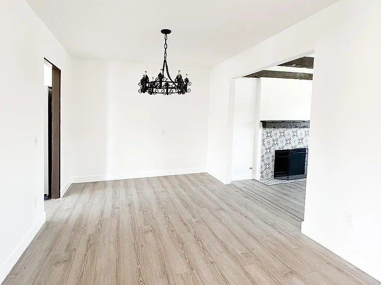 5759 Grand Ave — Photo 10