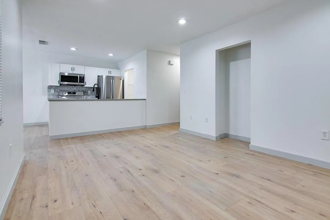 2 bed, 900 sqft, $1,475 — Photo 1