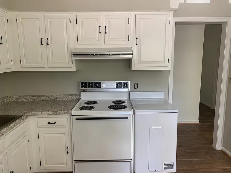 16391 Norton Dr — Photo 6