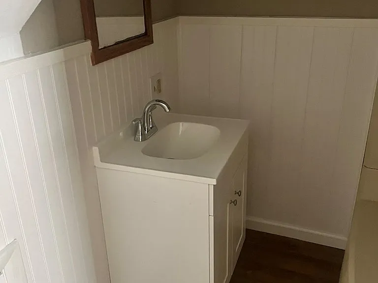 400 City Ave — Photo 20