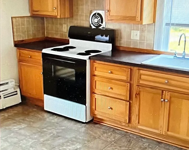 2221 N Rockhill Rd #1 — Photo 3