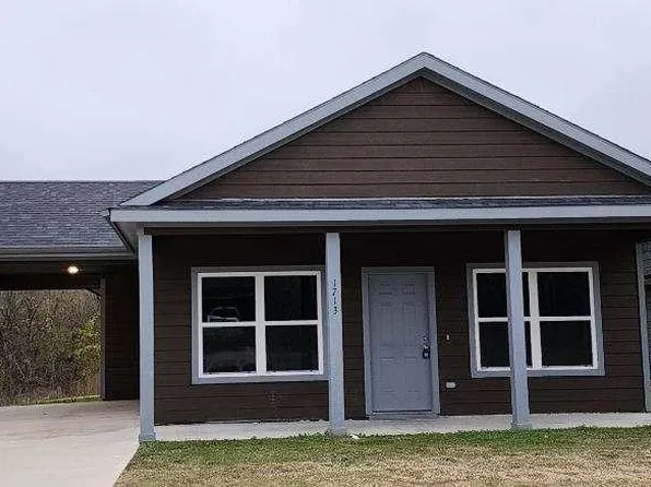1713 Brennan Cir, Greenville, TX 75401