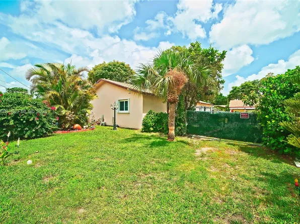 10471 SW 174th Ter, Miami, FL 33157