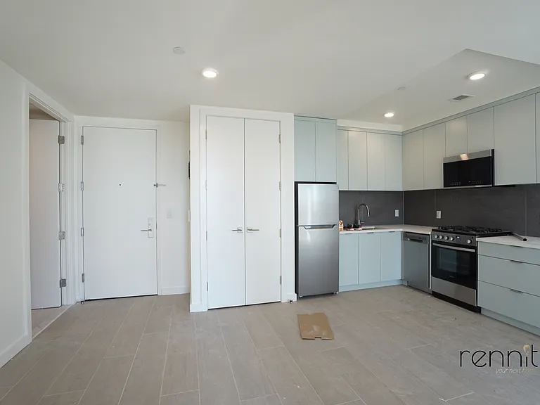 33 Little Nassau St #907 — Photo 11
