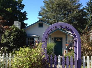 1060 NE 97th St, Seattle, WA 98115