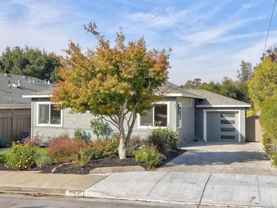 742 Dartmouth Ave, San Carlos, CA, 94070
