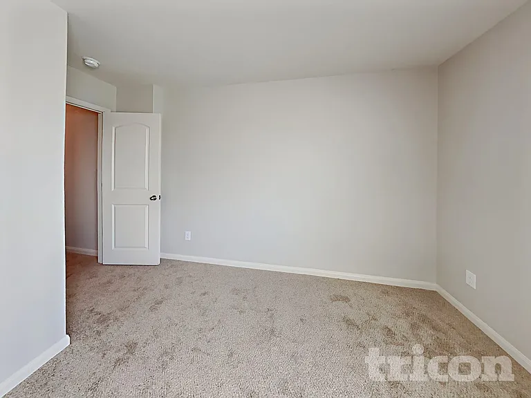 524 Yearwood Ln — Photo 16