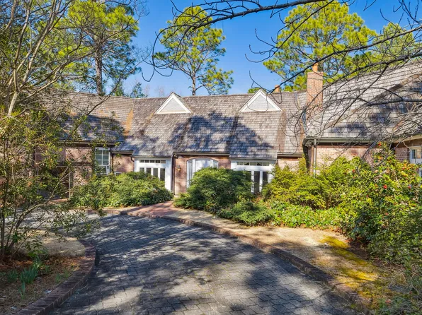 175 Hearthstone Road, Pinehurst, NC 28374