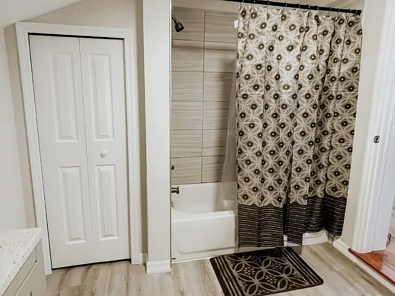 4640 Shady Oaks Ln #4636 — Photo 3