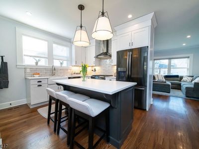 24 E Cedar Ln, Maplewood, NJ, 07040
