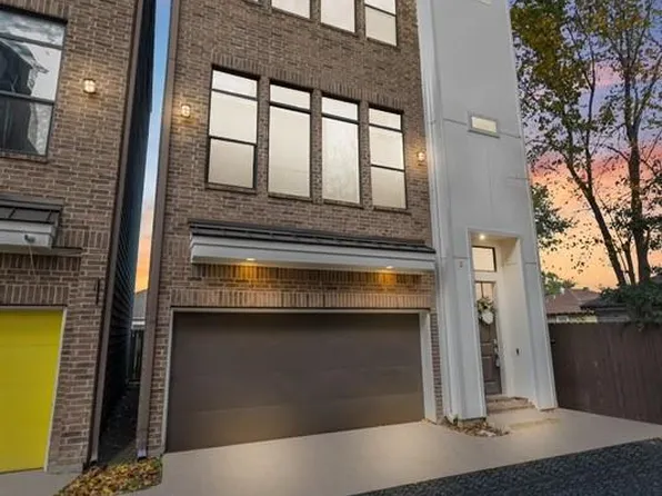 209 Burr St Unit D, Houston, TX 77011