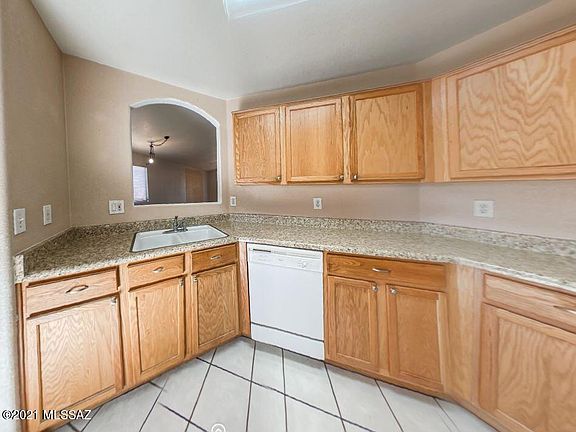 5th image of 2160 W Frostwood Ln