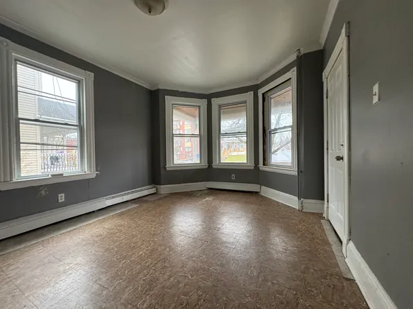 208-210 Franklin Ave #1R, Hartford, CT 06114