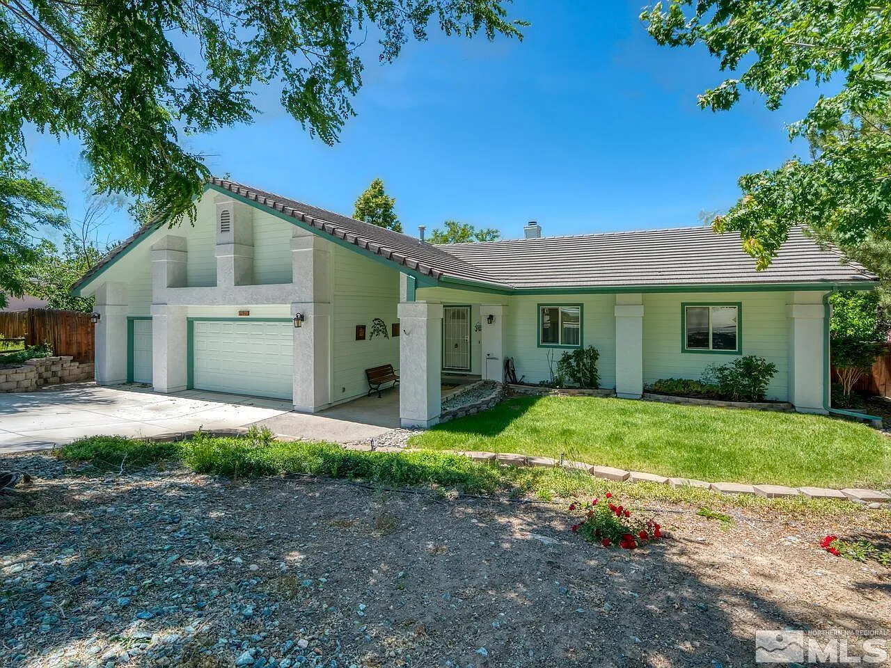 15620 Minnetonka Cir photo 1