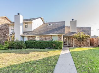 19 Gittiban Pl, Pantego, TX 76013