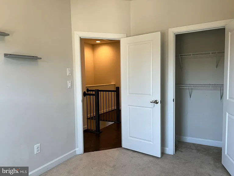3152 Goldenwave Ct — Photo 33
