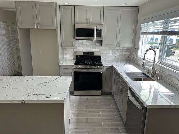4th image of 1350 W 162nd St #2