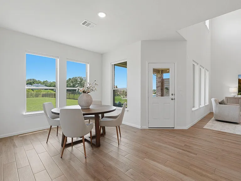 208 Peninsula Point Dr — Photo 16