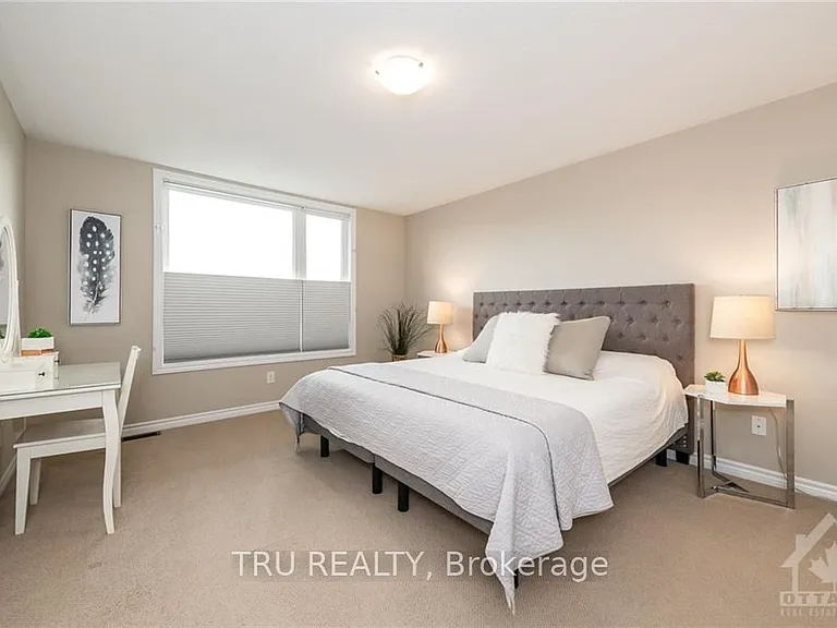 347 Ardmore St — Photo 16