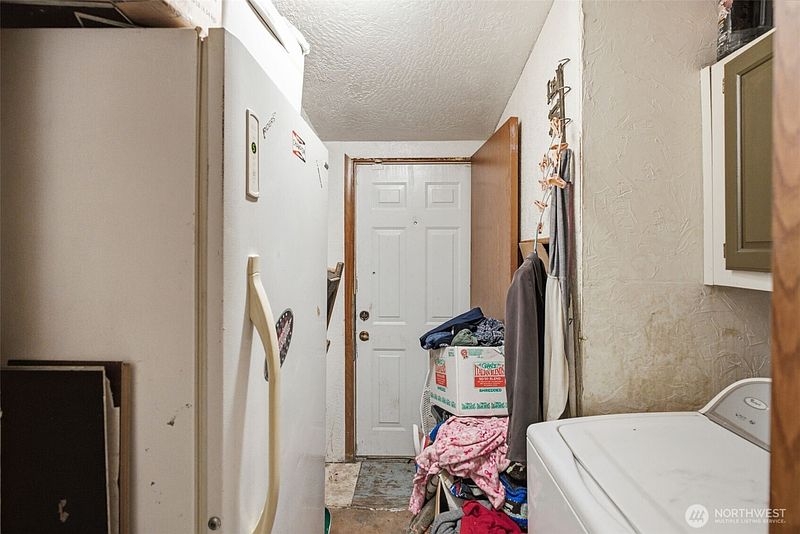5th image of 11 E Sea Vista Court