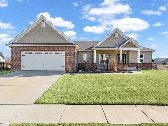 2nd image of 5009 Abbey Fields Dr