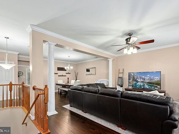 4th image of 15188 Lancashire Dr