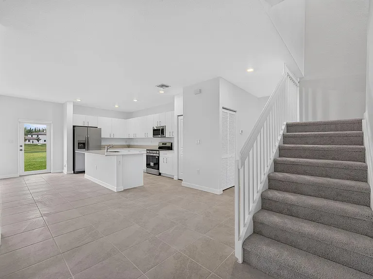 2444 SE 29th Dr #A — Photo 4