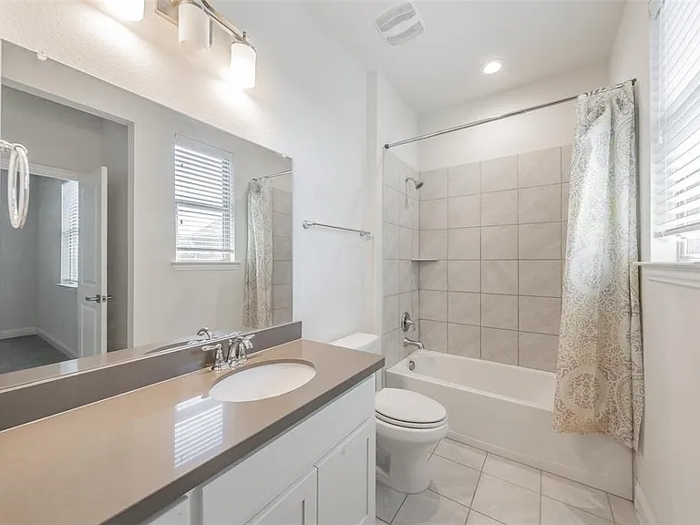 8075 Sunflower Ln — Photo 27