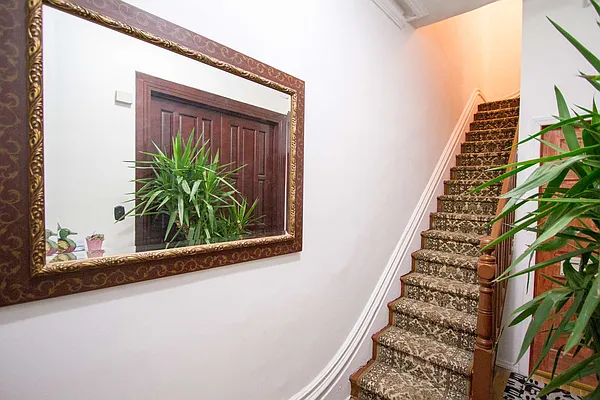 Rented by TheRealEstateCompany.com LLC | media 6