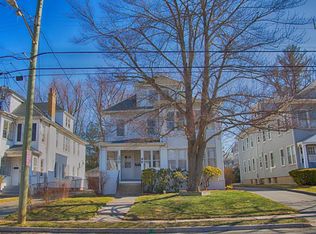 48 Bretton Rd FLOOR 1, West Hartford, CT 06119